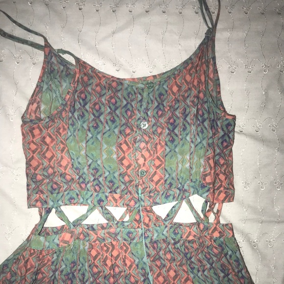 Cute Tank Top with Cutouts - Picture 2 of 3
